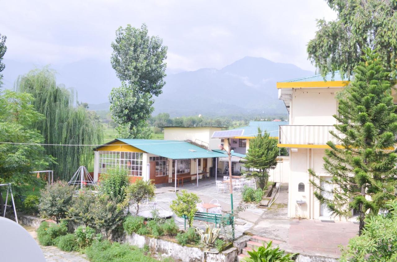 Pops Resort Pālampur Exteriér fotografie